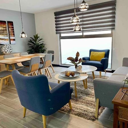 Lovely 2 Bedroom Rental Unit With Free Parking グアテマラシティ エクステリア 写真